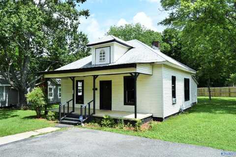 713 W Washington Street, Athens, AL 35611