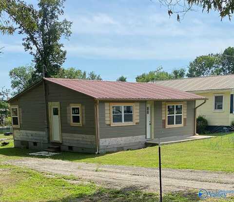 408 Ponroy Street, Scottsboro, AL 35768