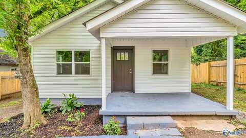 260 E Maple Avenue, Scottsboro, AL 35768