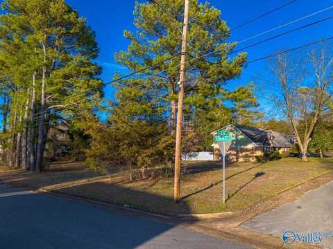 6204 Olson Street NW, Huntsville, AL 35810