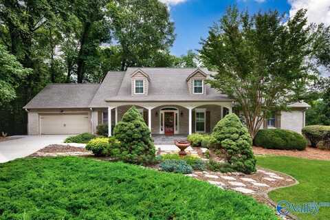 101 Runell Drive SE, Owens Cross Roads, AL 35763