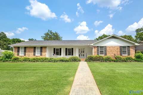 708 Apache Street NW, Hartselle, AL 35640