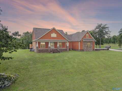 570 Mountain Heights Ridge, Scottsboro, AL 35769