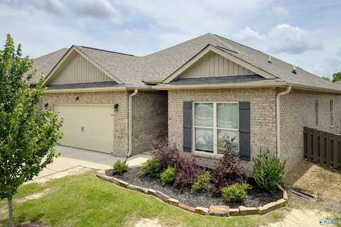 604 Magnolia Place Lane, Hartselle, AL 35640