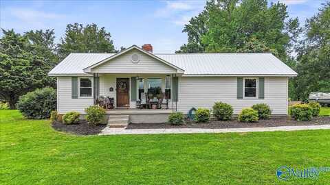 1760 Horseshoe Bend Road, Scottsboro, AL 35769