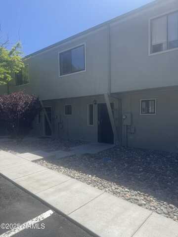 6401 N Saint Nicholas Circle, Flagstaff, AZ 86004
