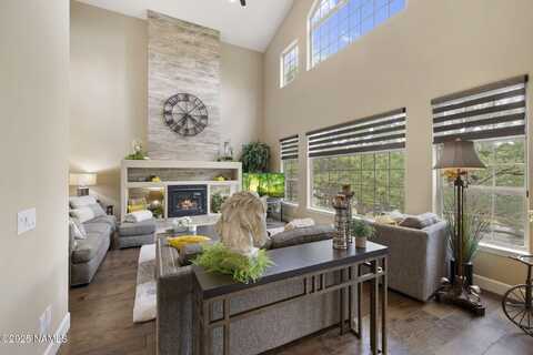 1248 W Lil Ben Trl, Flagstaff, AZ 86001