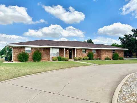 101 Ridgecrest Circle, Sweetwater, TX 79556