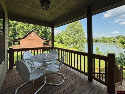 1 MULLETT'S LANDING ROAD, Calico Rock, AR 72519