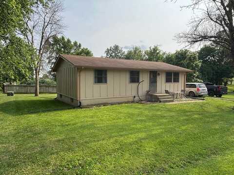 110 Windmill Lane, Shelbina, MO 63468