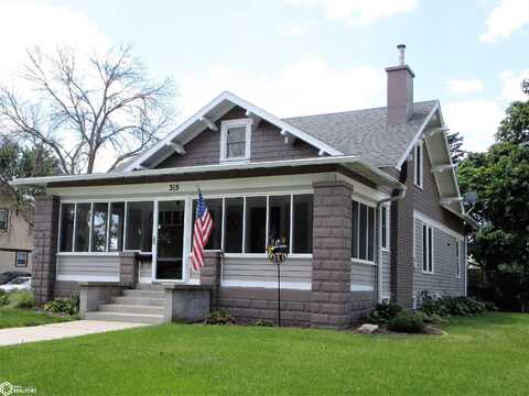 315 Foster Boulevard, Iowa Falls, IA 50126