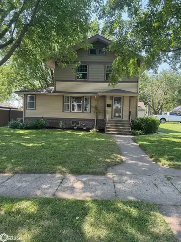 727 N Main Street, Carroll, IA 51401