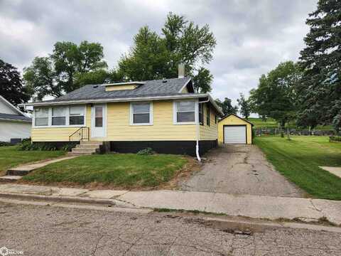 203 C Street, Toledo, IA 52342