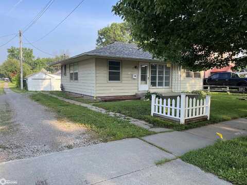 918 S 16th Street, Centerville, IA 52544