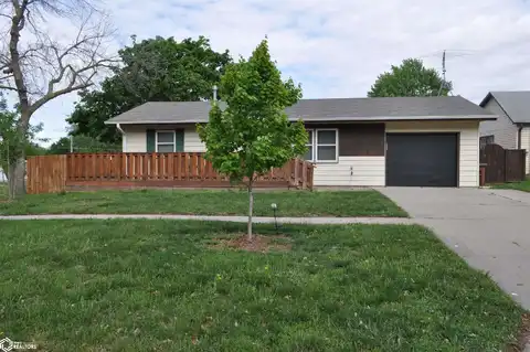 926 N Court Street, Carroll, IA 51401