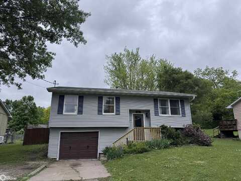 201 Glasgow Road, Fairfield, IA 52556