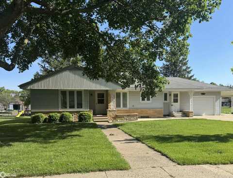 609 E Maple Street, Hubbard, IA 50122