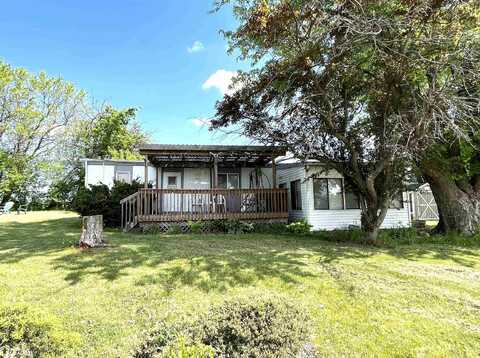 5377 Longhorn Trail, Melrose, IA 52569