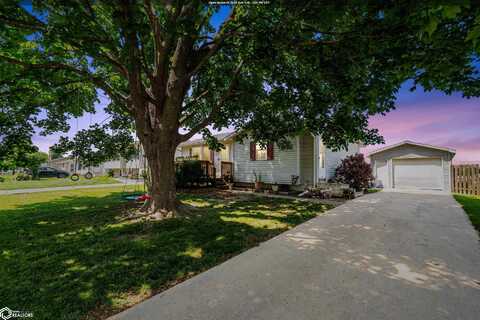 1205 Larkfield Court, Marshalltown, IA 50158