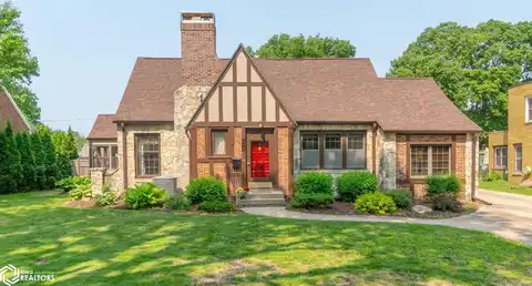 410 S Vermont Avenue, Mason City, IA 50401
