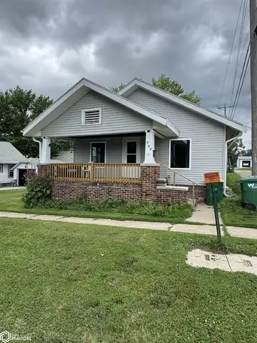 303 W Mills Street, Creston, IA 50801
