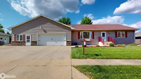 2730 4th Street NW, Mason City, IA 50401
