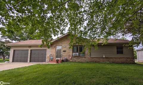 1413 Ann Street, Grinnell, IA 50112