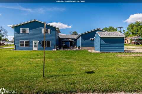 702 Beautiful Street, Tama, IA 52339