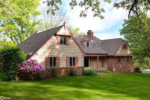 2391 Maple Ridge Drive, Denison, IA 51442