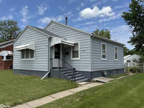 2133 Avenue E, Fort Madison, IA 52627