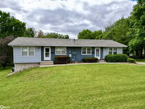 1325/1327 N. Grant Rd., Carroll, IA 51401