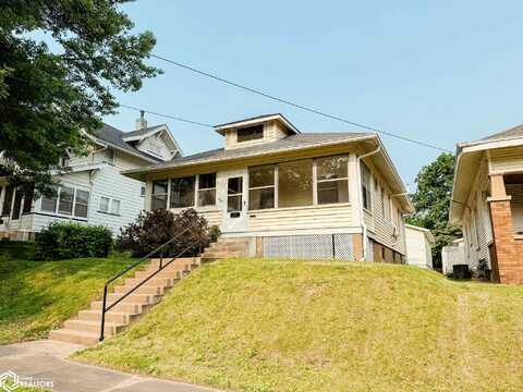 1511 Remey Avenue, Burlington, IA 52601