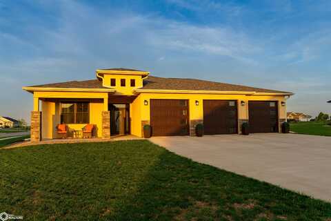 2018 Spaulding Lane, Grinnell, IA 50112