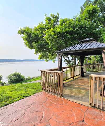 3575 Mississippi River Road, Keokuk, IA 52632