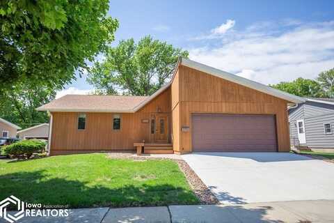 1302 E Linden Street, Algona, IA 50511