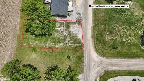 114 Arrowhead Road, Melrose, IA 52569