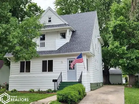 610 N Jefferson Avenue, Mason City, IA 50401
