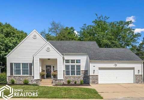 2318 S 4Th Street, Burlington, IA 52601