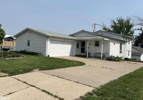 205 Helm Street, Marshalltown, IA 50158