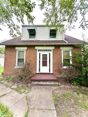 805 Mulberry Street, Warsaw, IL 62379