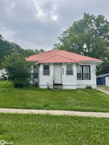 504 S 7th Street, Guthrie Center, IA 50115