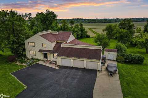 2508 W Lincoln Way, Marshalltown, IA 50158