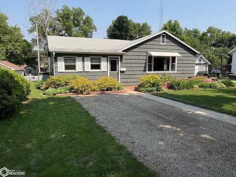 330 Jason Avenue, Iowa Falls, IA 50126