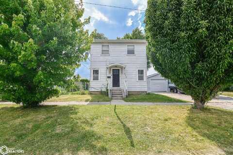 805 S 5Th Avenue, Marshalltown, IA 50158