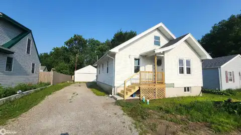 1526 S Taft Avenue, Mason City, IA 50401