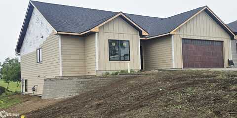 505 18Th Avenue E, Oskaloosa, IA 52577