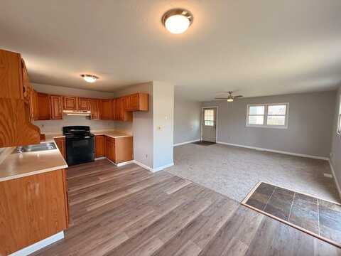 95 Lincoln St, Sayre, PA 18840