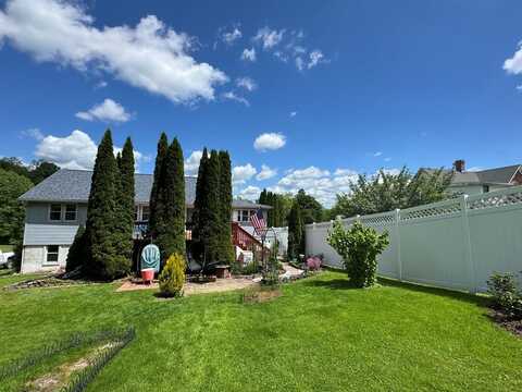 29 Dans Lane, Sugar Run, PA 18846