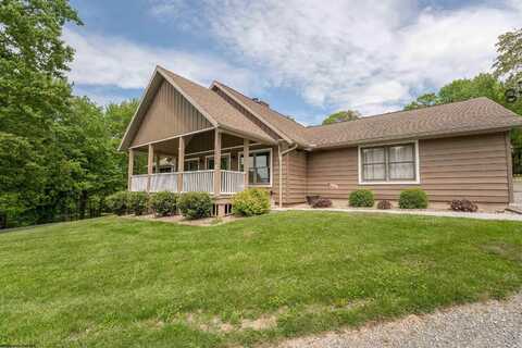 1226 Hazelton Road, Bruceton Mills, WV 26525