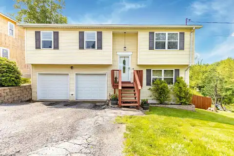 11 Joelyn Street, Fairmont, WV 26554